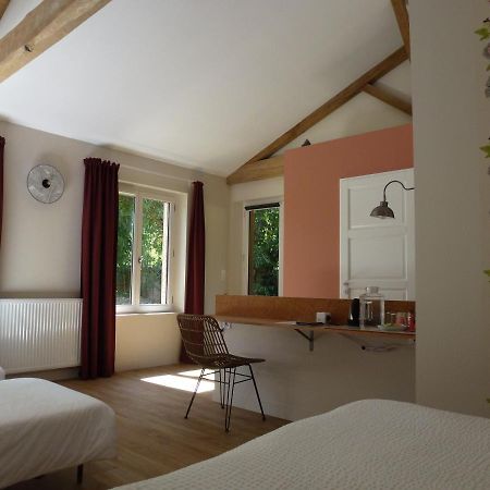Au Petit Grain Bed & Breakfast Coutures  ภายนอก รูปภาพ