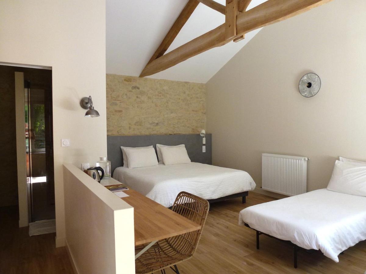 Au Petit Grain Bed & Breakfast Coutures  ภายนอก รูปภาพ